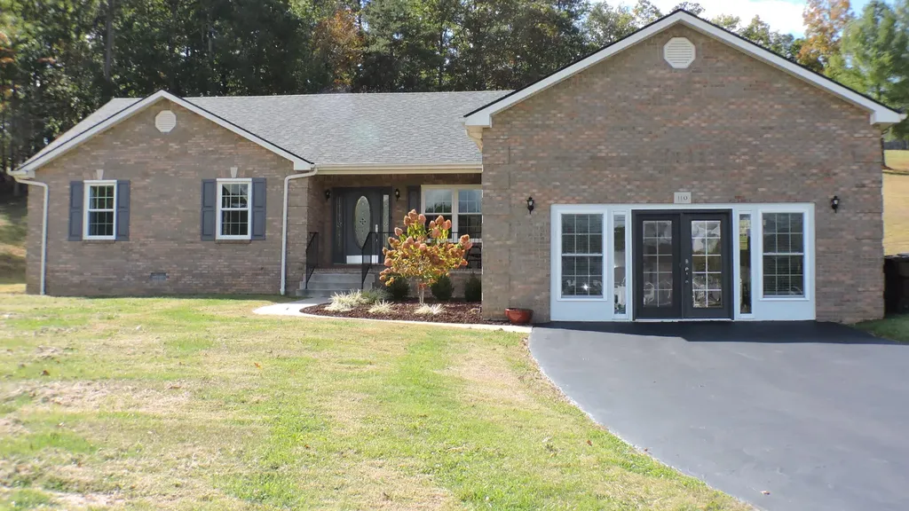 110 Fay Street Jeffersonville KY 40337