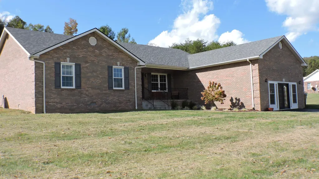 110 Fay Street Jeffersonville KY 40337