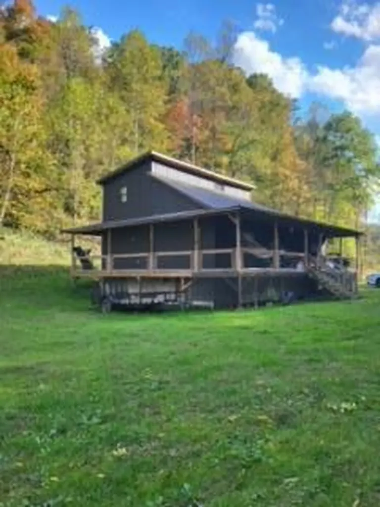 2810 Ogden Vest Road Hindman KY 41822
