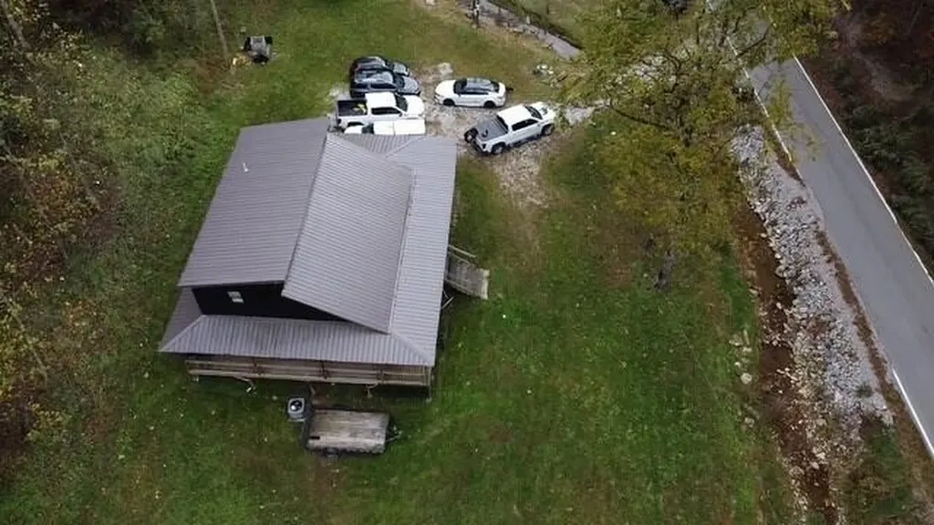 2810 Ogden Vest Road Hindman KY 41822