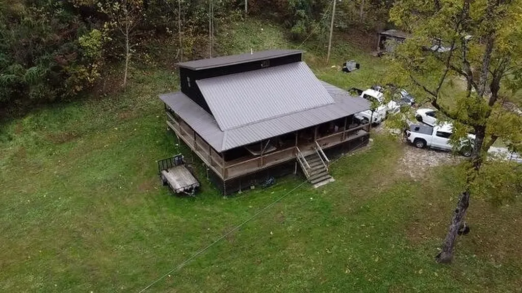 2810 Ogden Vest Road Hindman KY 41822