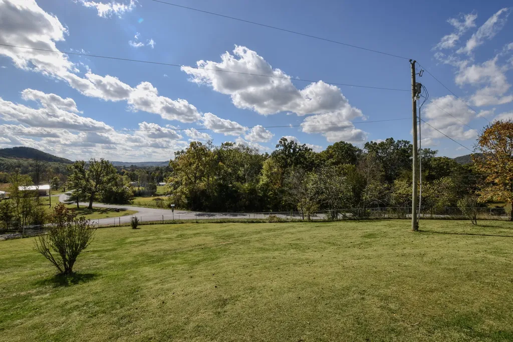 13 Wolf Run Road Flemingsburg KY 41041