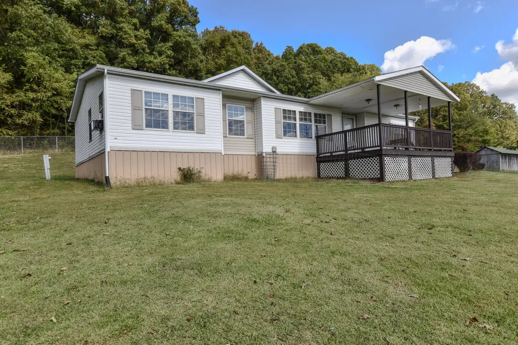 13 Wolf Run Road Flemingsburg KY 41041