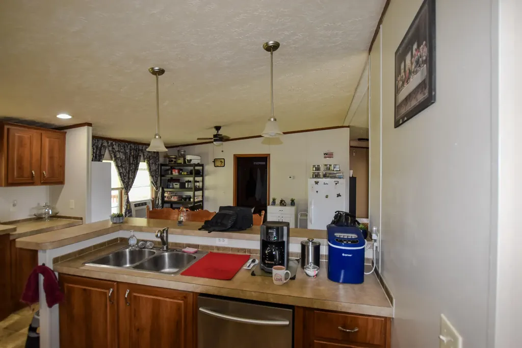 13 Wolf Run Road Flemingsburg KY 41041