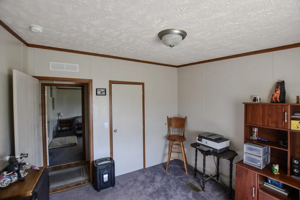 13 Wolf Run Road Flemingsburg KY 41041