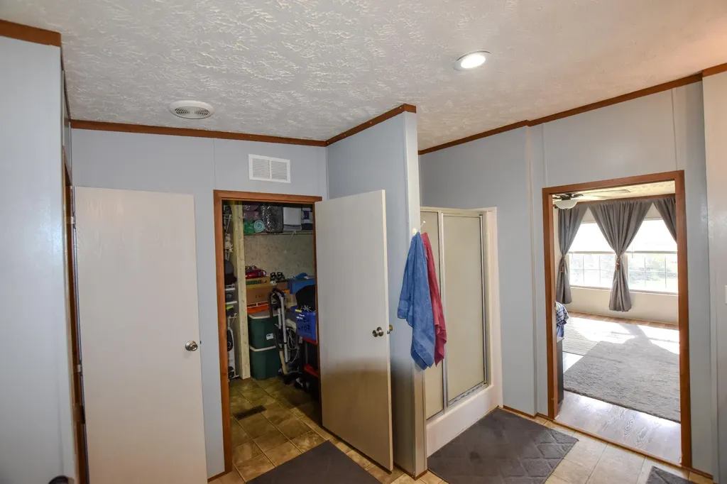13 Wolf Run Road Flemingsburg KY 41041