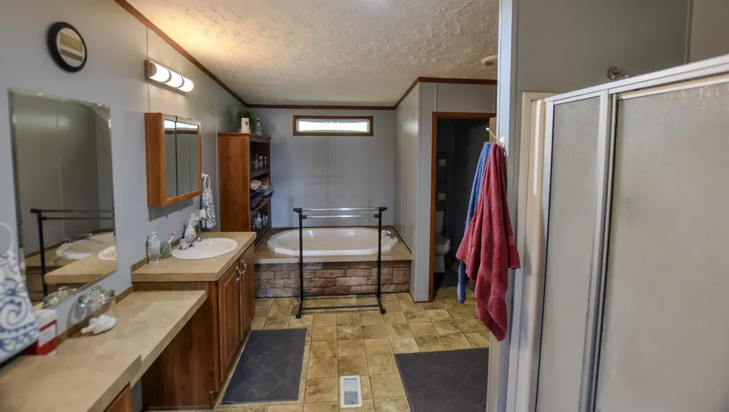 13 Wolf Run Road Flemingsburg KY 41041