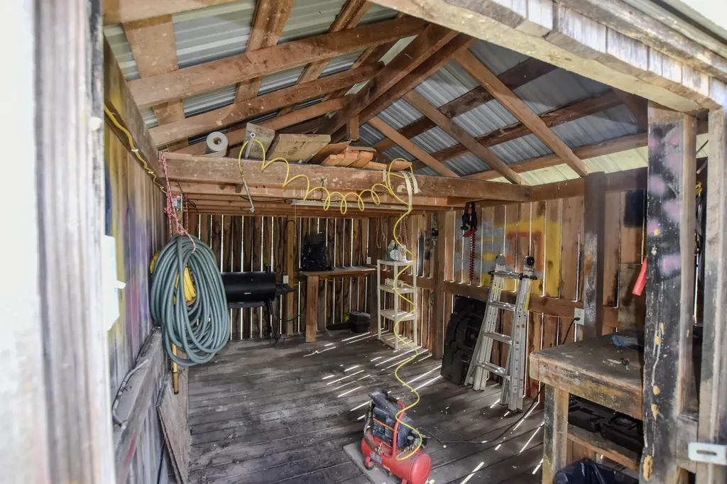13 Wolf Run Road Flemingsburg KY 41041