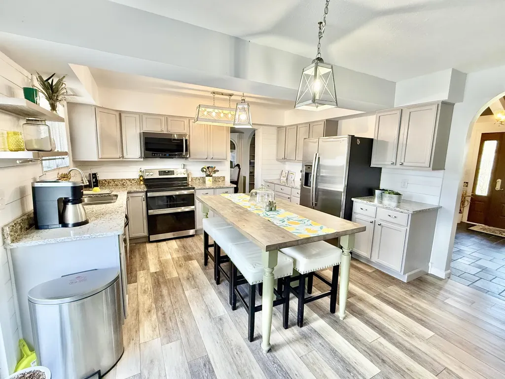 201 Oak Valley Drive Somerset KY 42503