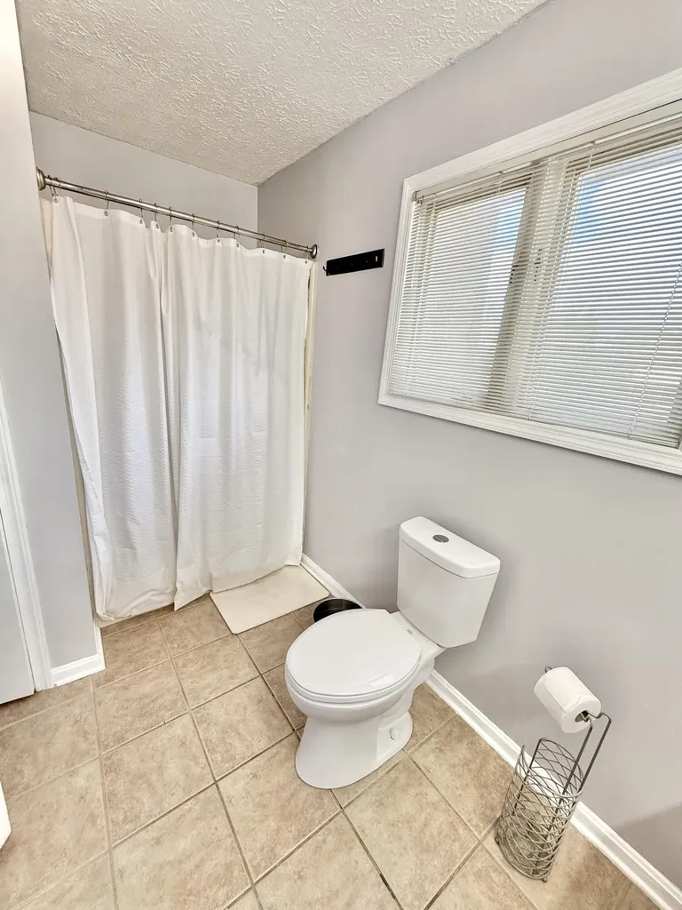 201 Oak Valley Drive Somerset KY 42503
