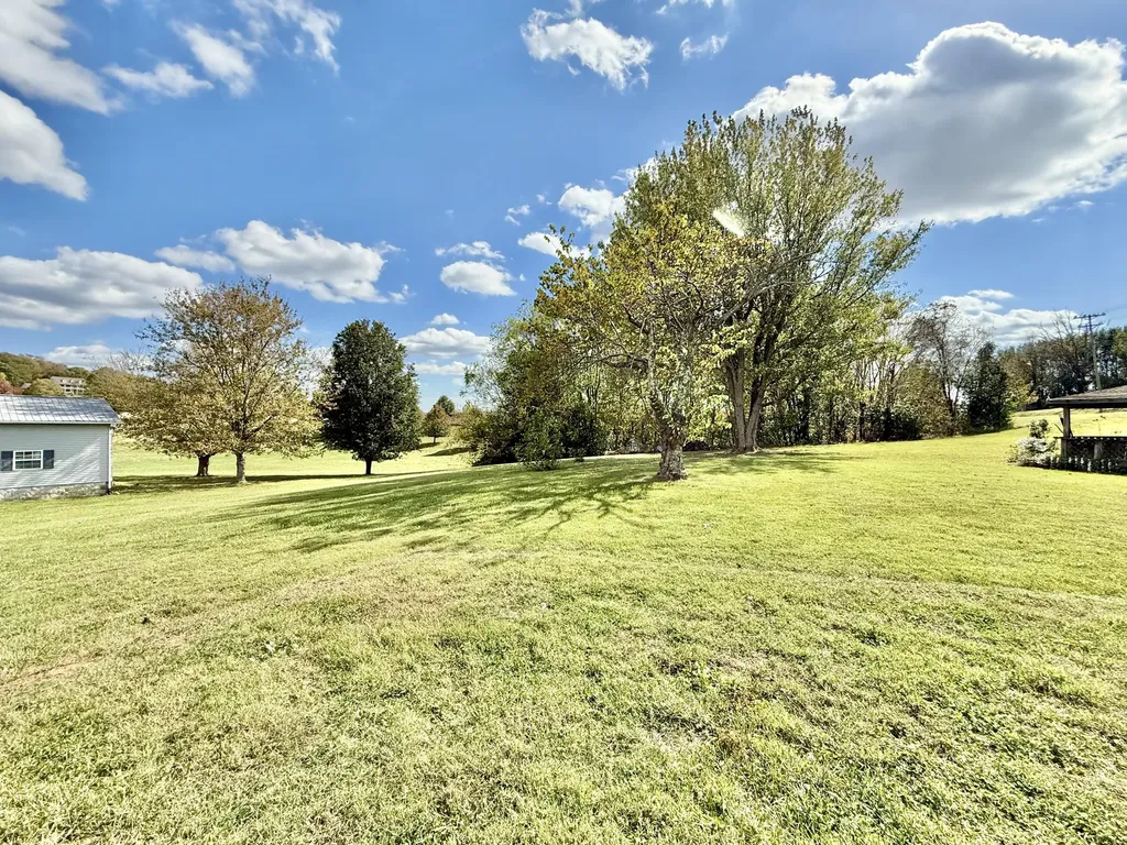 201 Oak Valley Drive Somerset KY 42503