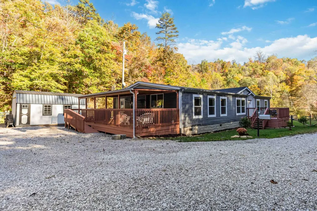 184 Ancient Springs Drive Hinkle KY 40953