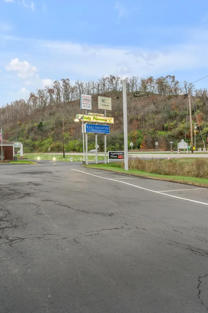 1629 Ashland Road Greenup KY 41144