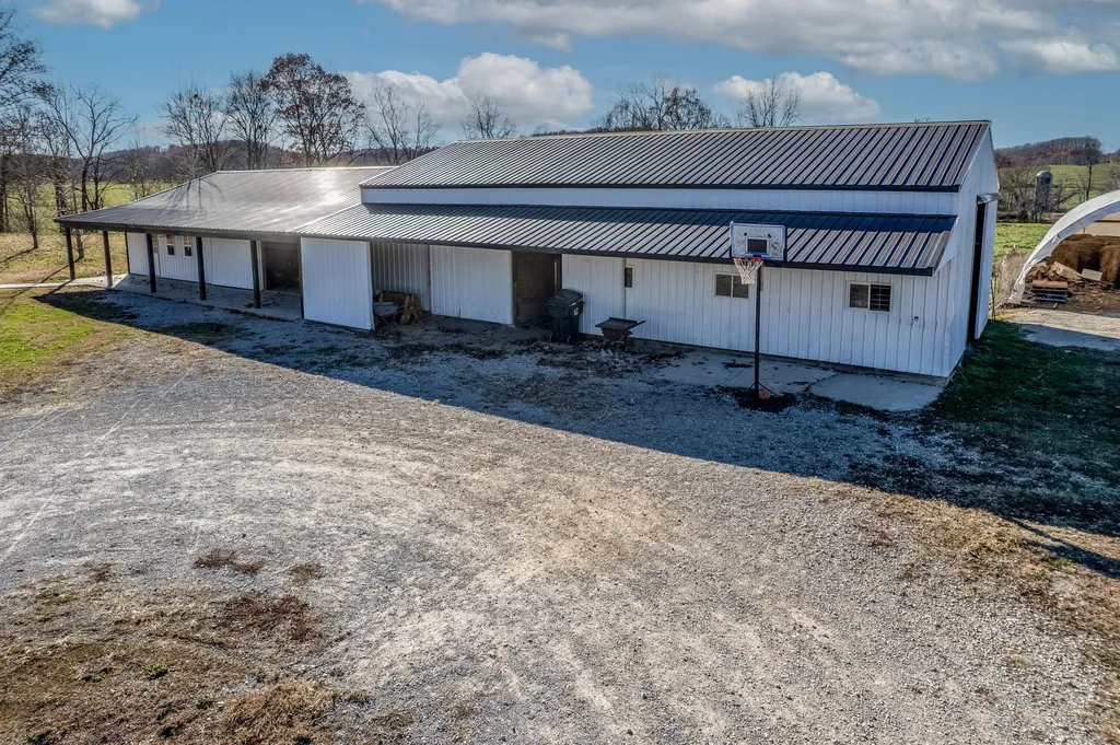 751 Old State Road Owingsville KY 40360