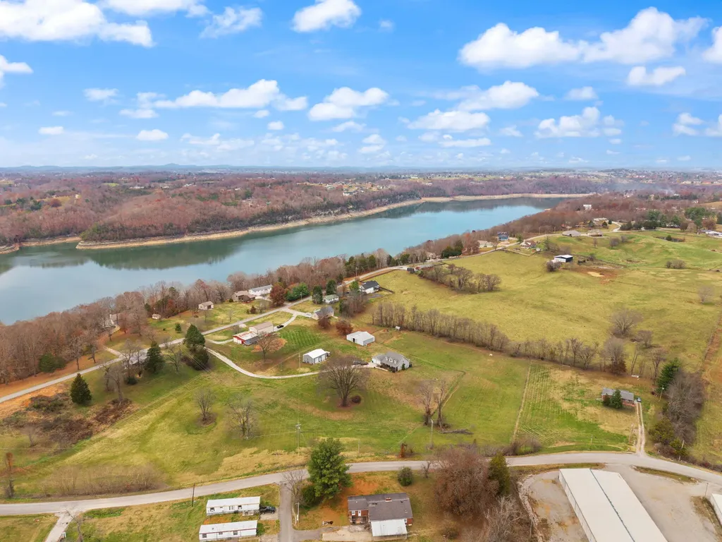 293 Old Waitsboro Road Bronston KY 42518