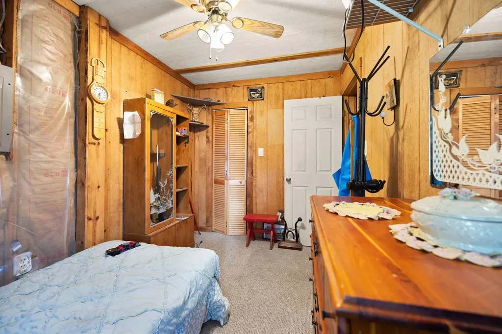 1119 Mitchellsburg Knob Road Parksville KY 40464