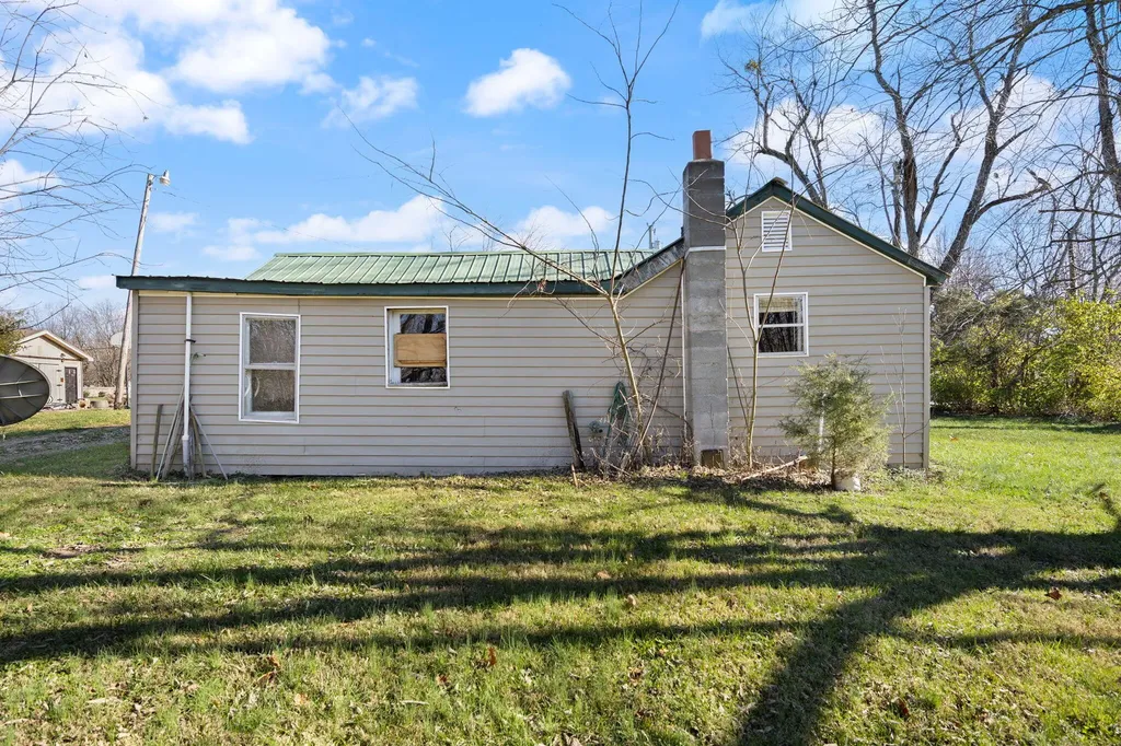 1119 Mitchellsburg Knob Road Parksville KY 40464