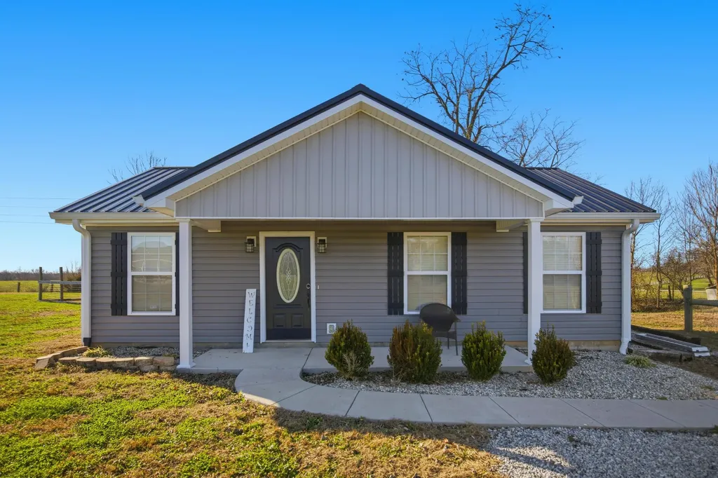 743 Garriott Lane Harrodsburg KY 40330