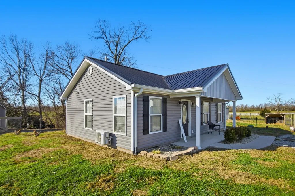 743 Garriott Lane Harrodsburg KY 40330