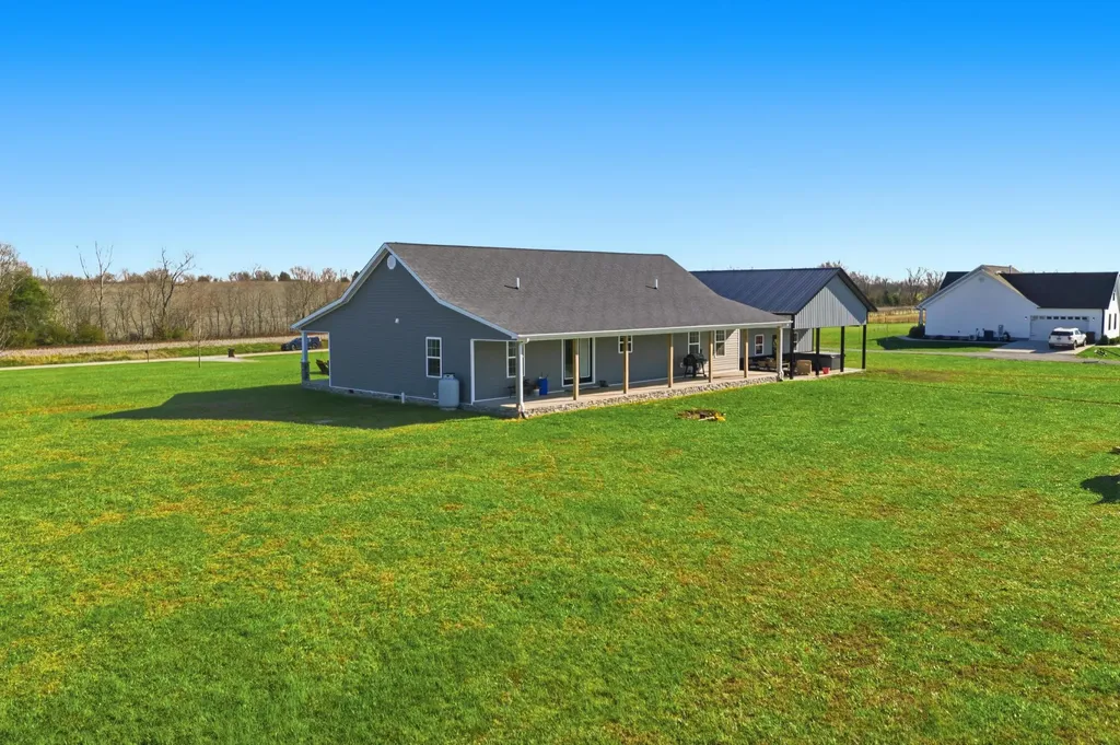 743 Garriott Lane Harrodsburg KY 40330
