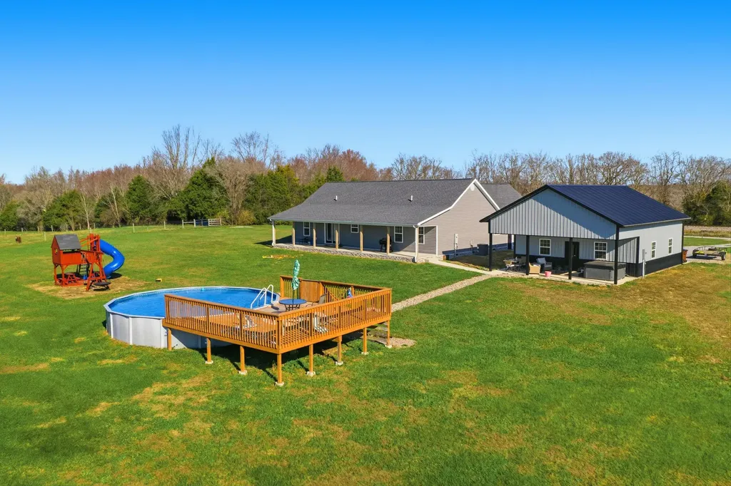 743 Garriott Lane Harrodsburg KY 40330