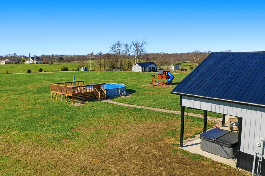 743 Garriott Lane Harrodsburg KY 40330