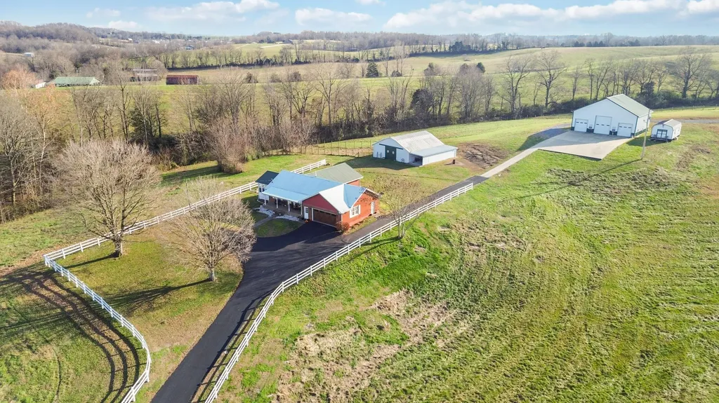 145 Steve Coffey Road Greensburg KY 42743