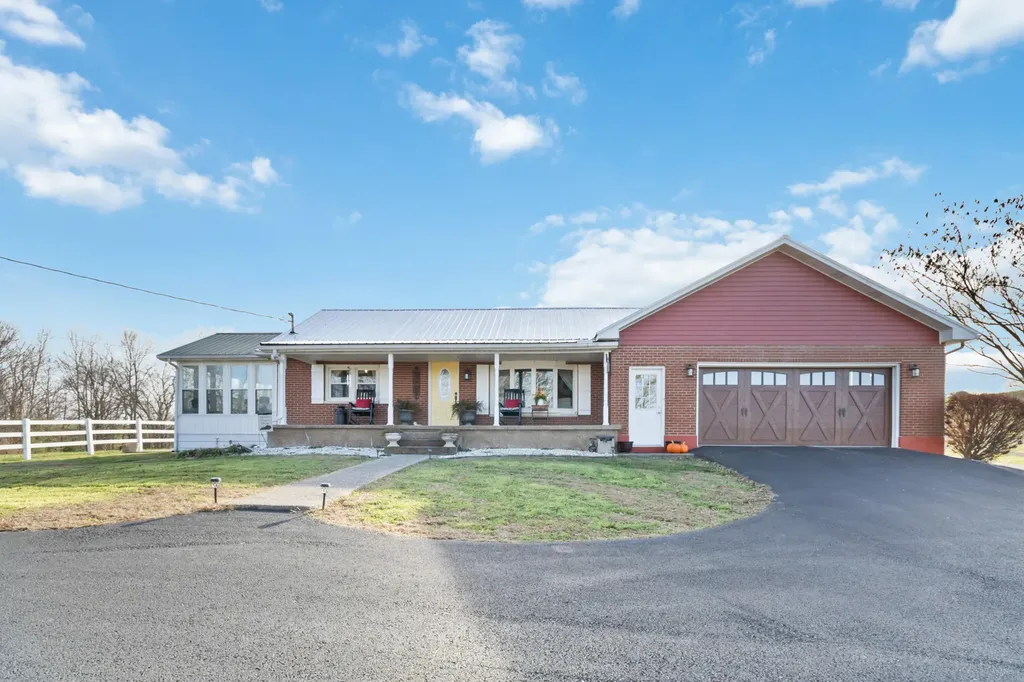 145 Steve Coffey Road Greensburg KY 42743