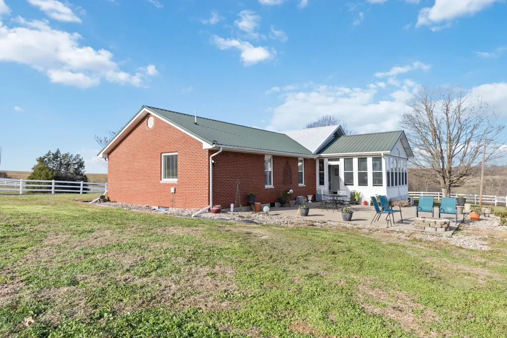 145 Steve Coffey Road Greensburg KY 42743