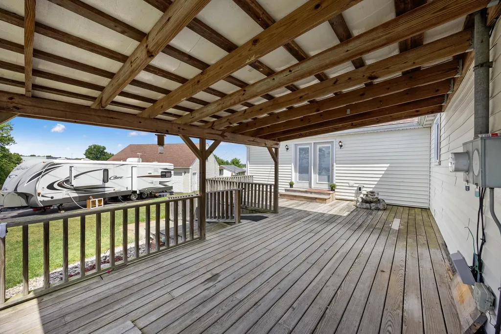 1332 Buckhorn Trail Mt Sterling KY 40353
