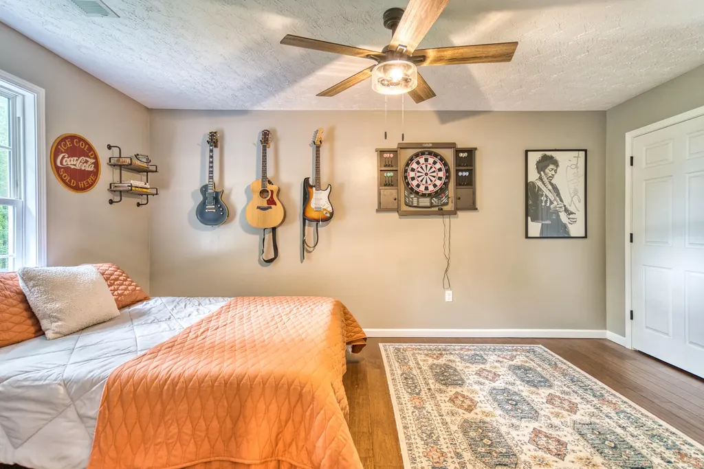 529 Cliffside Drive Russell Springs KY 42642