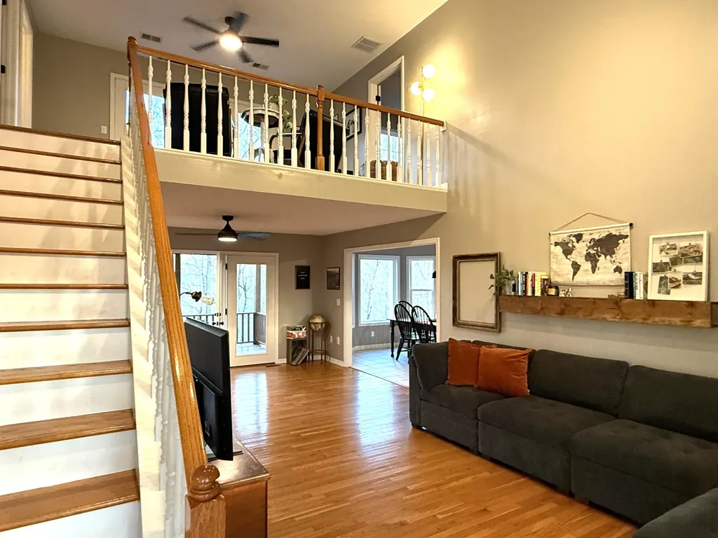 529 Cliffside Drive Russell Springs KY 42642