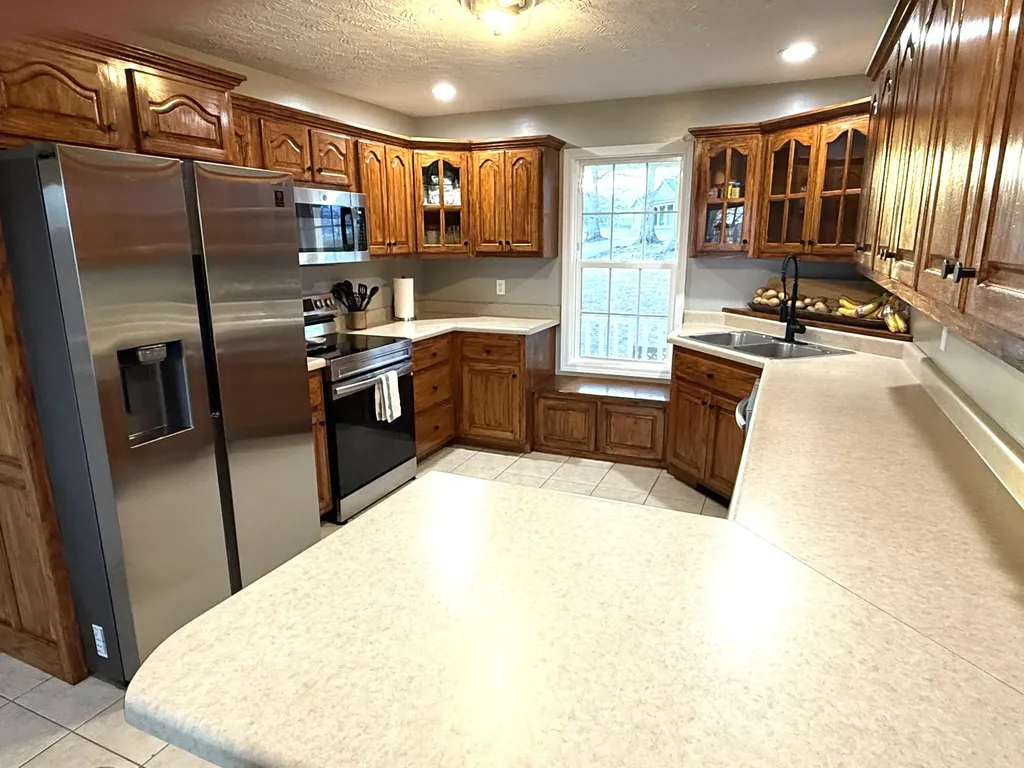 529 Cliffside Drive Russell Springs KY 42642