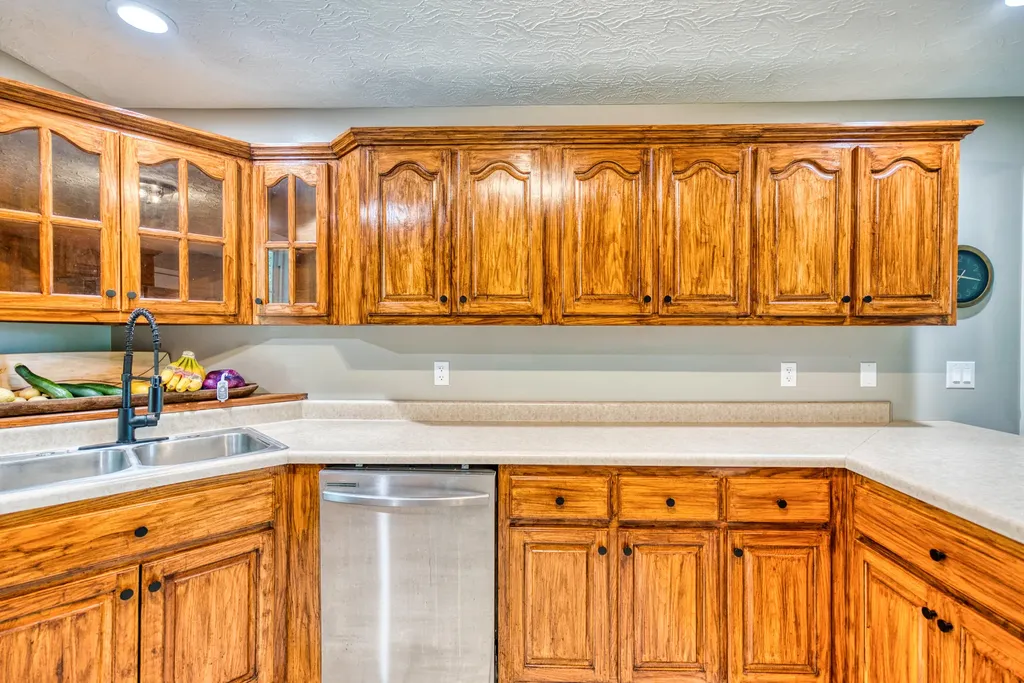 529 Cliffside Drive Russell Springs KY 42642