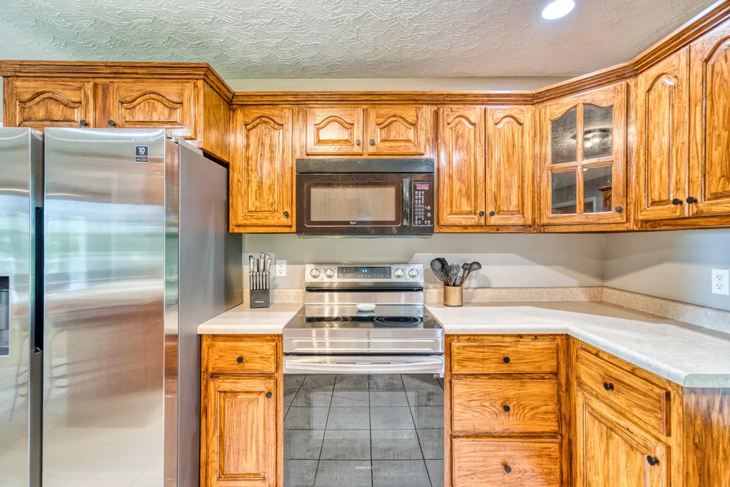529 Cliffside Drive Russell Springs KY 42642