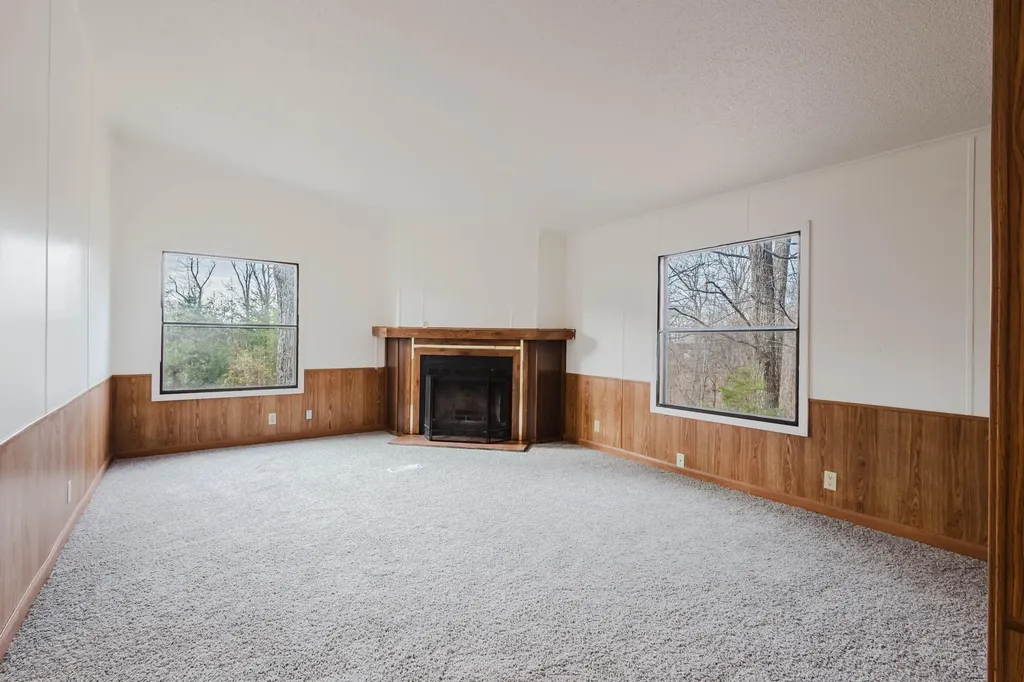 430 Apache Drive Paint Lick KY 40461