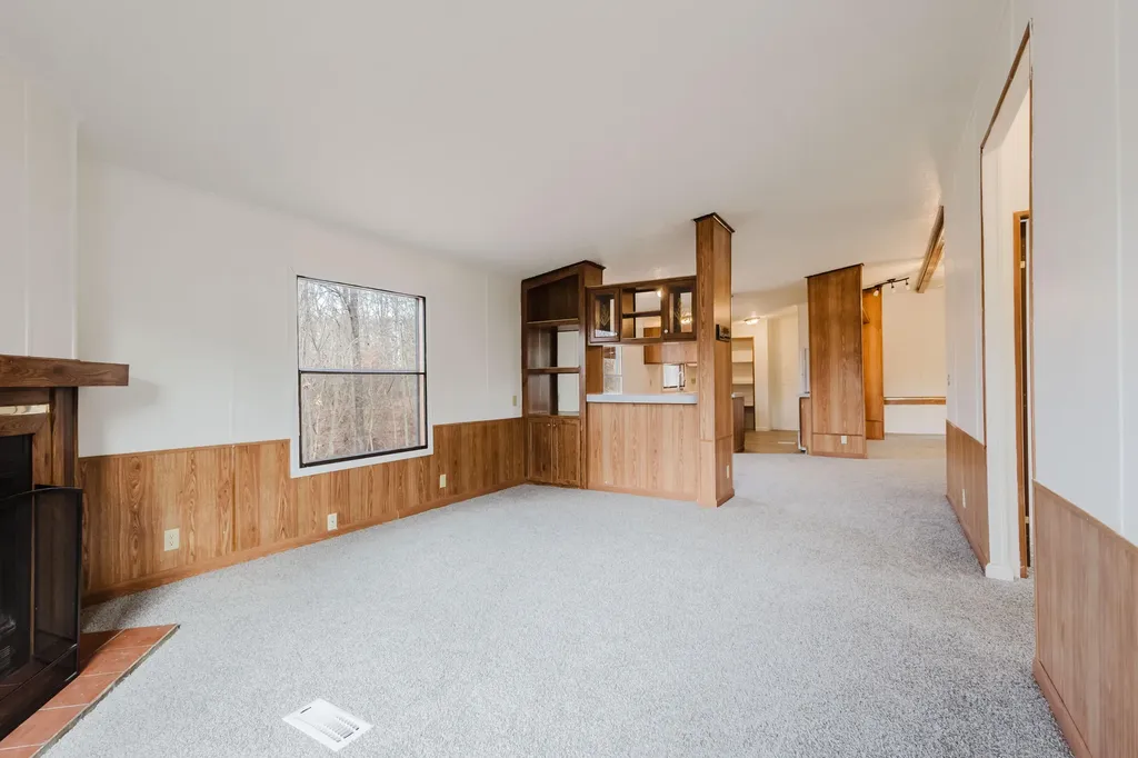 430 Apache Drive Paint Lick KY 40461