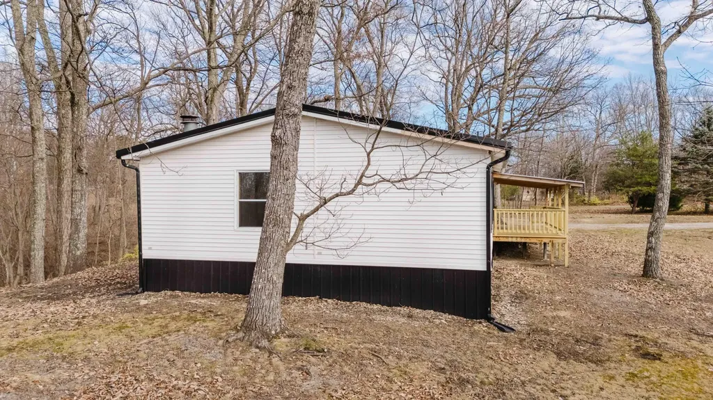 430 Apache Drive Paint Lick KY 40461