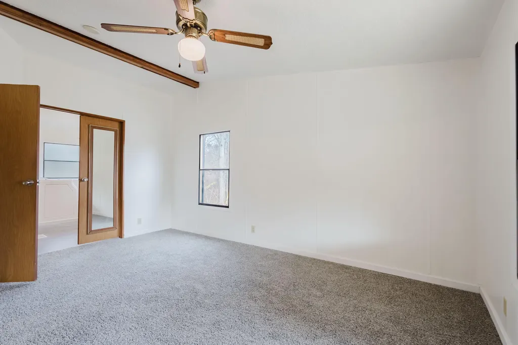 430 Apache Drive Paint Lick KY 40461