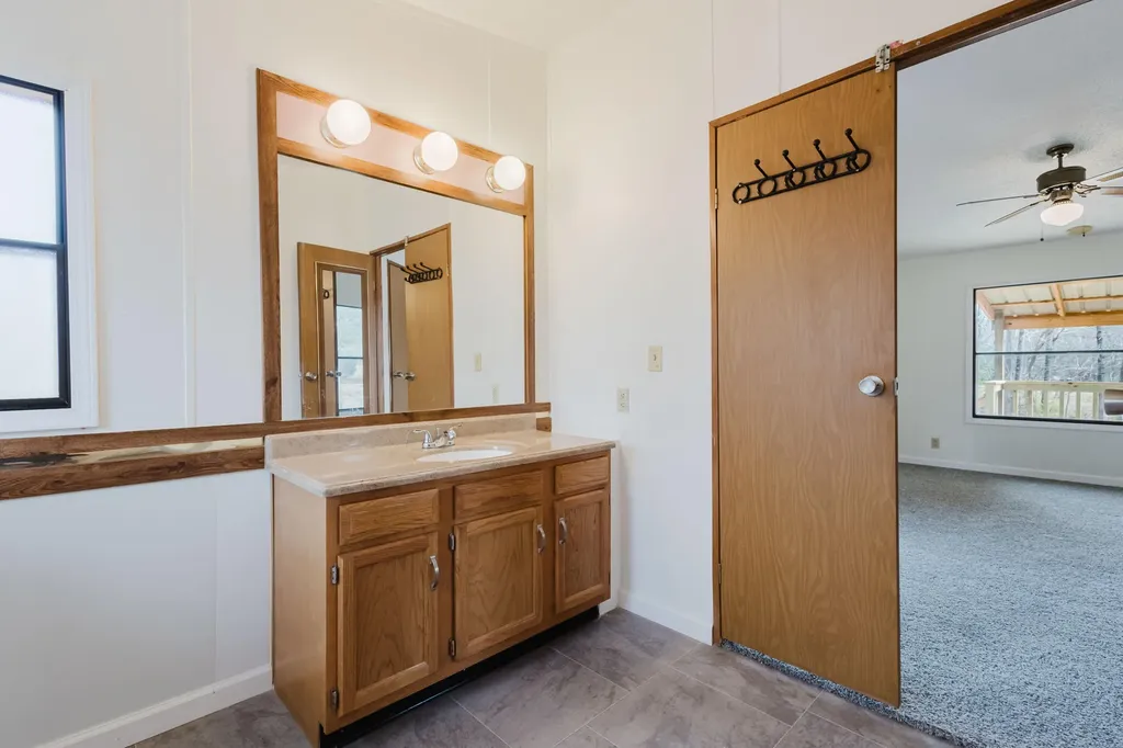430 Apache Drive Paint Lick KY 40461