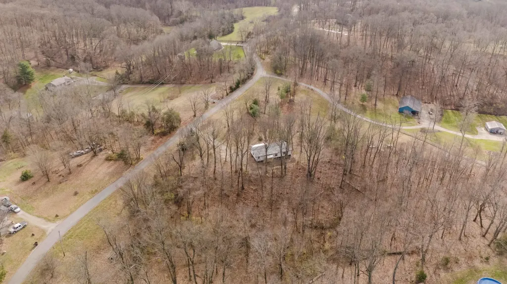 430 Apache Drive Paint Lick KY 40461