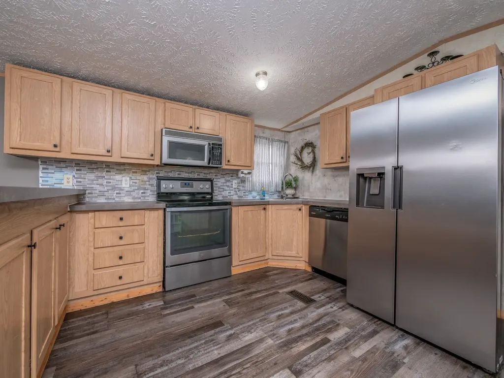 111 Julie Lane Salt Lick KY 40371