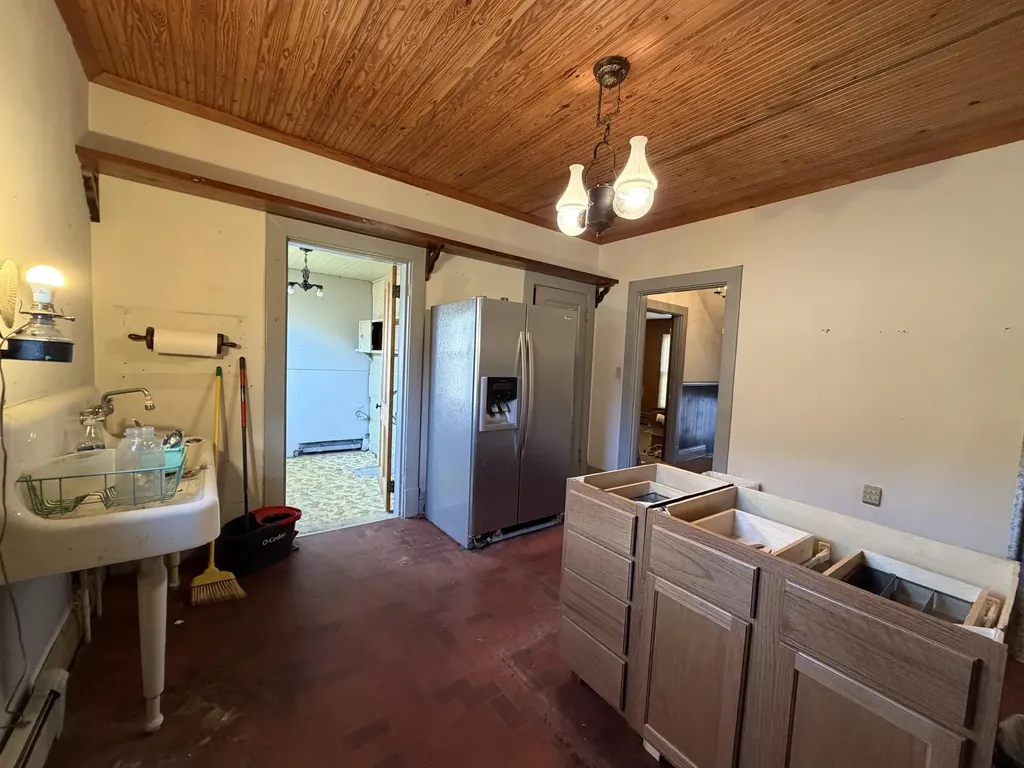 1613 Versailles Road Lexington KY 40504