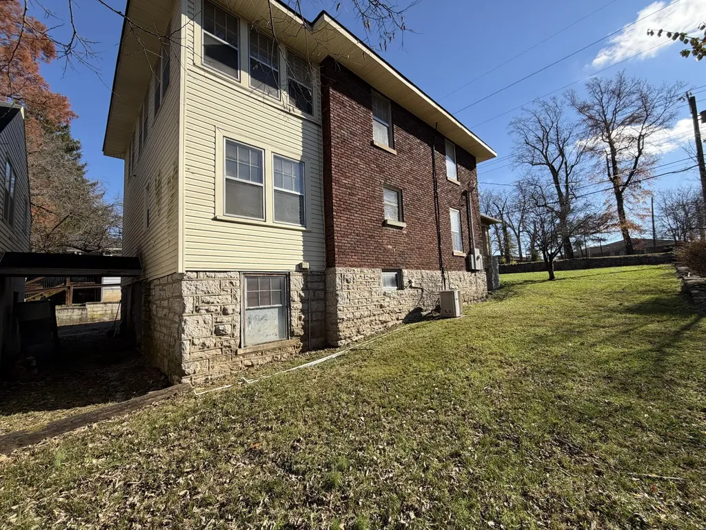 1613 Versailles Road Lexington KY 40504