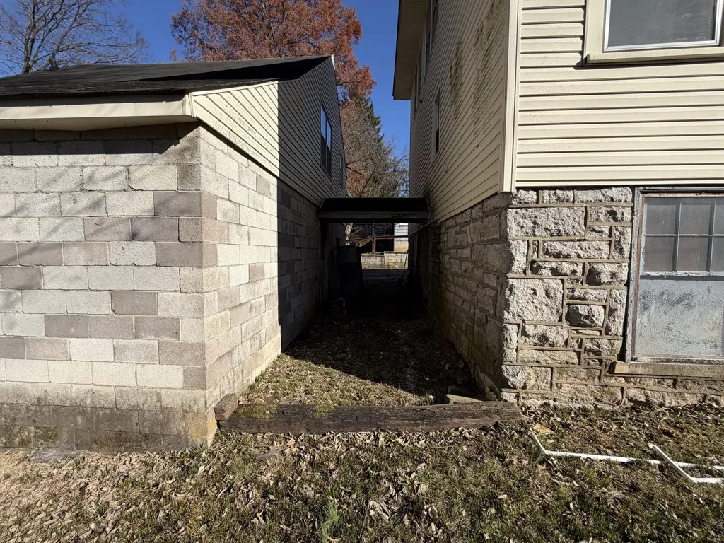 1613 Versailles Road Lexington KY 40504