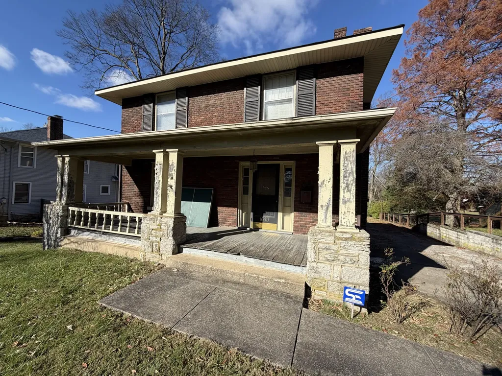 1613 Versailles Road Lexington KY 40504