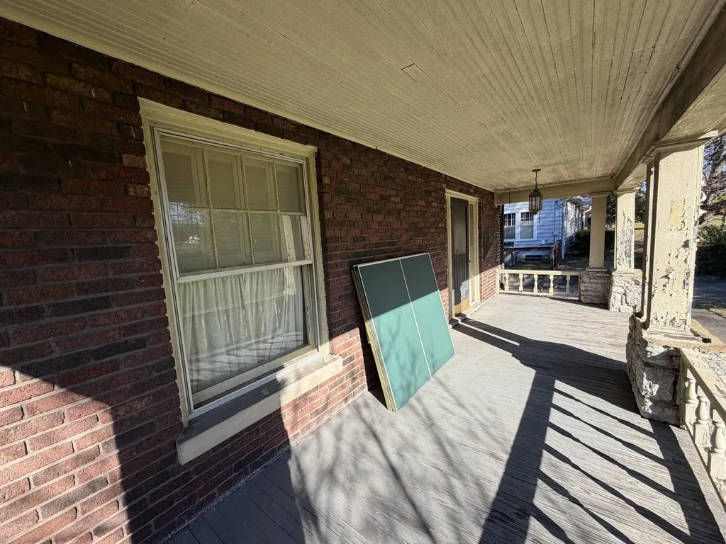 1613 Versailles Road Lexington KY 40504
