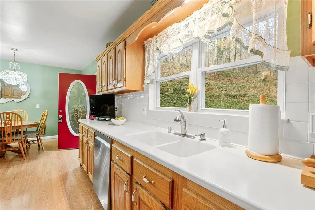 5318 Ky-1304 Hinkle KY 40953