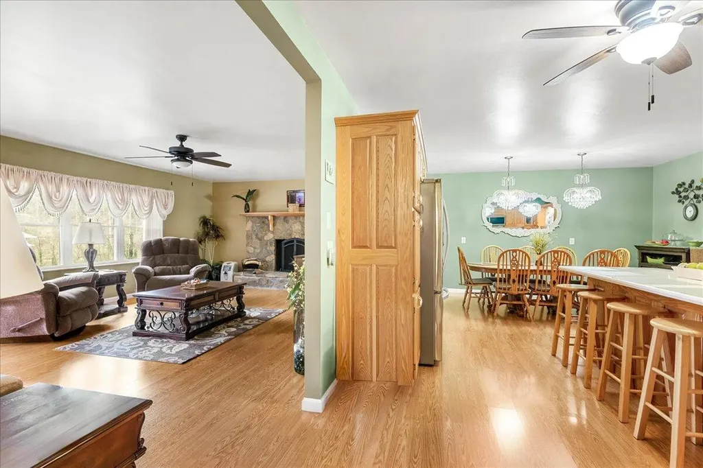 5318 Ky-1304 Hinkle KY 40953