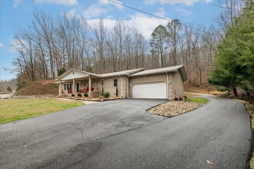 5318 Ky-1304 Hinkle KY 40953